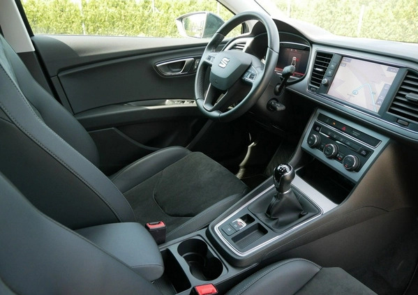 Seat Leon cena 67900 przebieg: 15000, rok produkcji 2020 z Trzemeszno małe 631